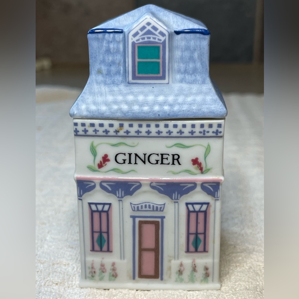 1989 Lenox Spice House